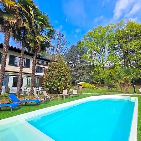 Sofia Luxury Between And Milano Hotel 4*